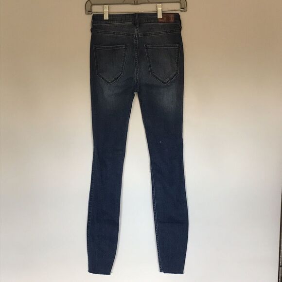 HOLLISTER High-Rise Super Skinny Classic Stretch Jeans Size 0R 24x30 Ripped Hem - Picture 9 of 13